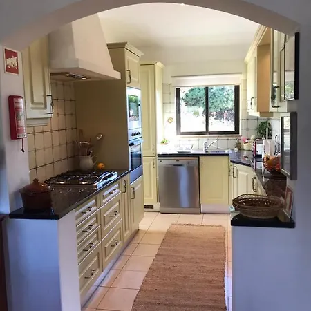 Serra & Mar Country House Вилла Алвор