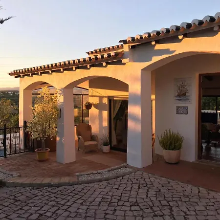Serra & Mar Country House
