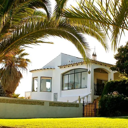Serra & Mar Country House * 알보르